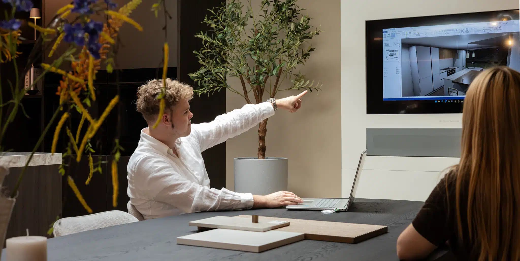 Woonstudio Joy: Stijlvolle showroom website voor een keukenspecialist met oog voor detail.